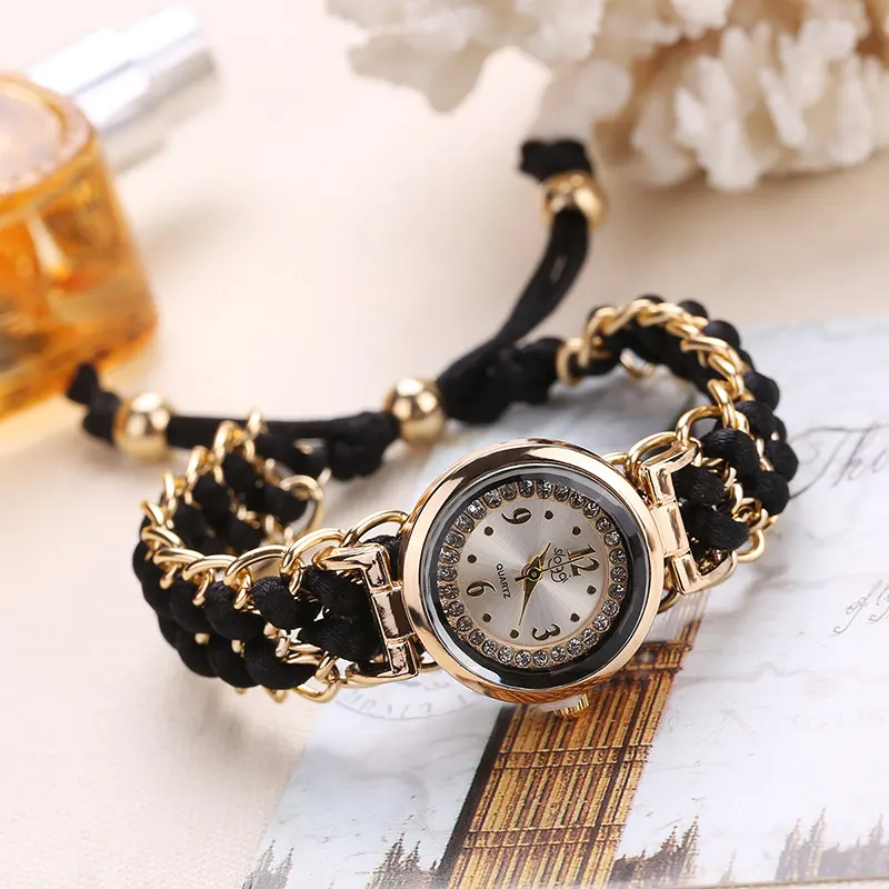 K3021 Retractable Rope Bracelet Watch For Women